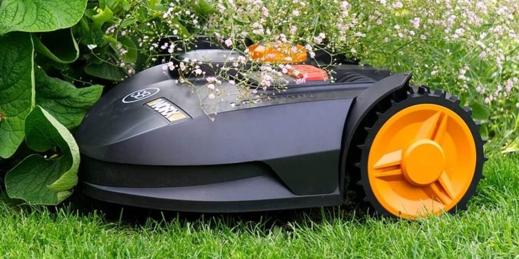 Top Agricultural Robots Development and Industry Insights