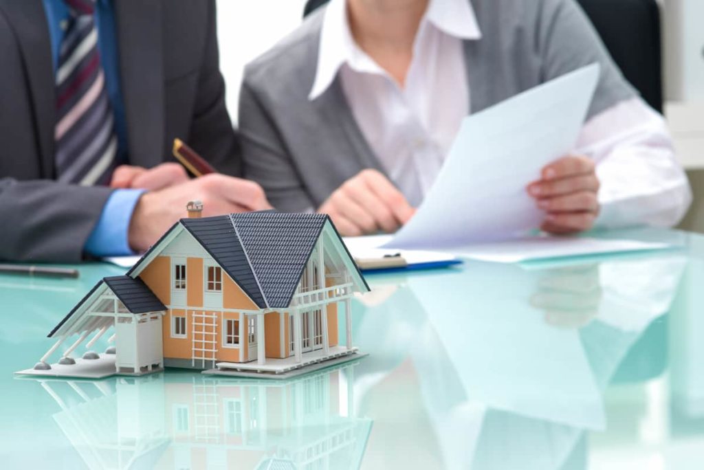 Why Look for a Career in Real Estate Investment Funds?