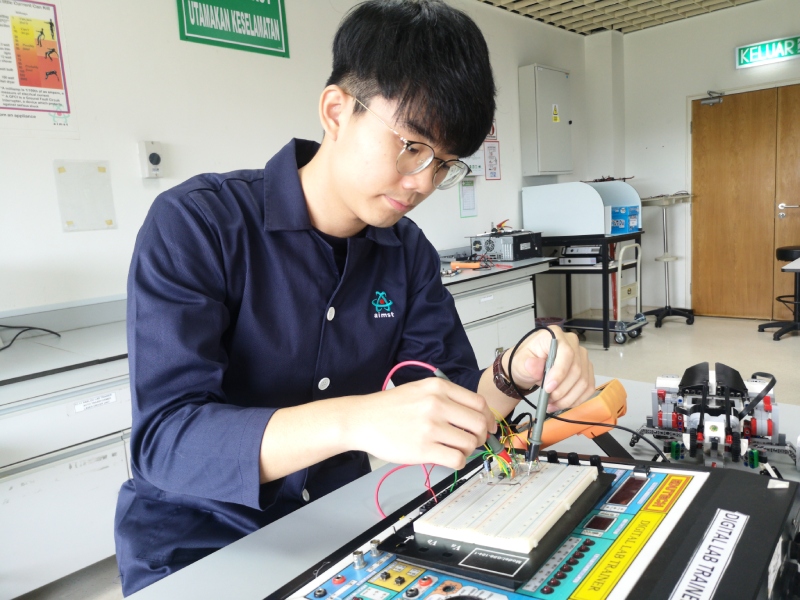 Electronics Engineer